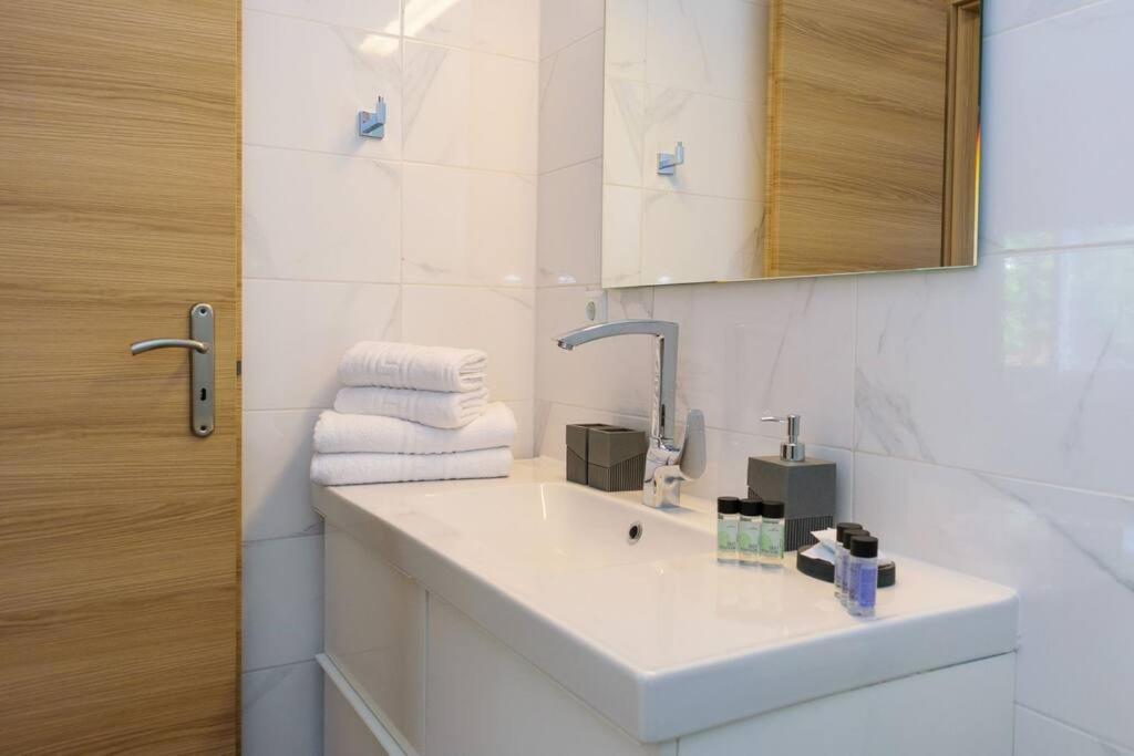Konstantinos , Luxury Maisonette In Chania Mourniaí Exterior foto